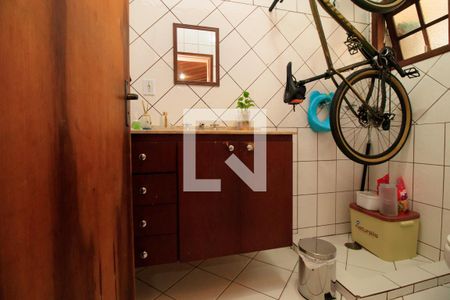 Casa à venda com 300m², 8 quartos e 5 vagasLavabo