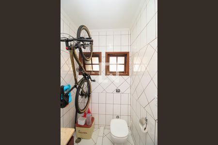 Casa à venda com 300m², 8 quartos e 5 vagasLavabo