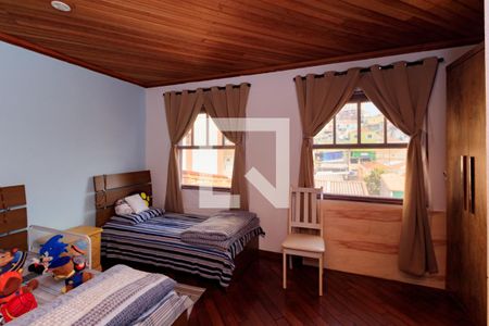 Casa à venda com 300m², 8 quartos e 5 vagasQuarto