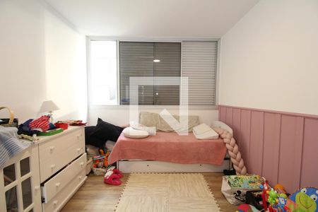 Quarto de apartamento à venda com 4 quartos, 202m² em Vila Suzana, São Paulo