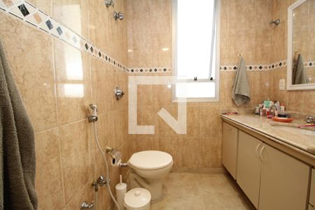 Apartamento à venda com 202m², 4 quartos e 2 vagasBanheiro