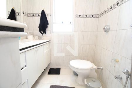 Apartamento à venda com 202m², 4 quartos e 2 vagasBanheiro