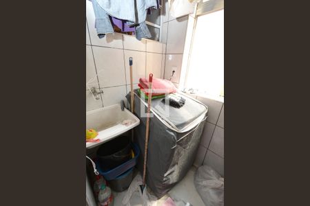 Área de Serviço de apartamento à venda com 2 quartos, 44m² em Jardim Cristal, São Paulo