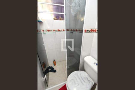 Banheiro de apartamento à venda com 2 quartos, 44m² em Jardim Cristal, São Paulo