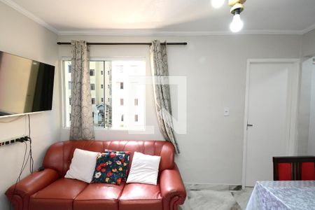 Sala de apartamento à venda com 2 quartos, 44m² em Jardim Cristal, São Paulo
