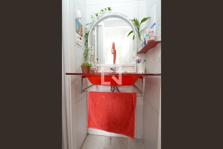Lavabo de apartamento à venda com 2 quartos, 44m² em Jardim Cristal, São Paulo