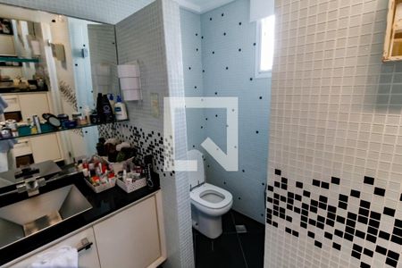 Apartamento à venda com 210m², 2 quartos e 3 vagasBanheiro da Suíte 2
