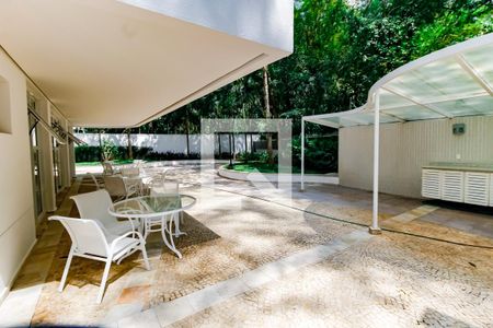 Apartamento à venda com 210m², 2 quartos e 3 vagasÁrea comum - Churrasqueira