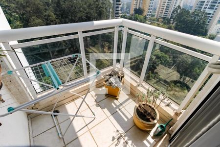 Apartamento à venda com 210m², 2 quartos e 3 vagasVaranda - Suíte 2