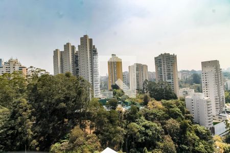 Apartamento à venda com 210m², 2 quartos e 3 vagasSuíte 2 - vista