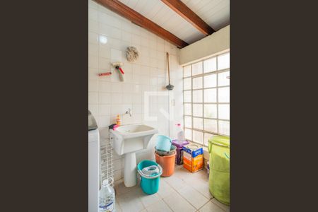 Casa à venda com 316m², 3 quartos e 2 vagasÁrea de Serviço