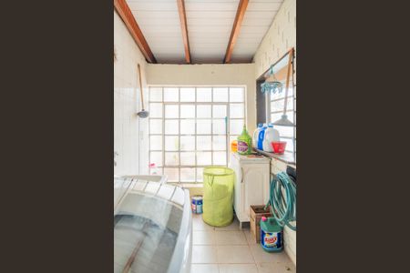 Casa à venda com 316m², 3 quartos e 2 vagasÁrea de Serviço