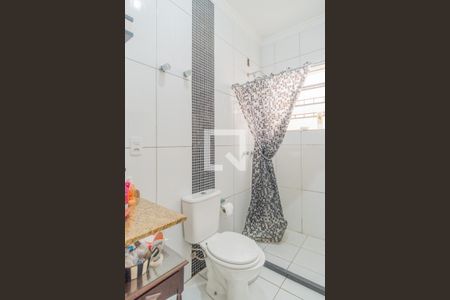 Casa à venda com 316m², 3 quartos e 2 vagasBanheiro da Suíte