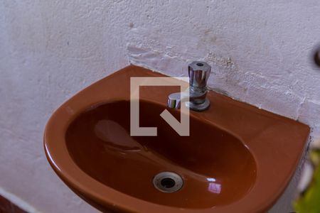 Casa à venda com 90m², 2 quartos e 4 vagas Casa à venda com 90m², 2 quartos e 4 vagasBanheiro 2