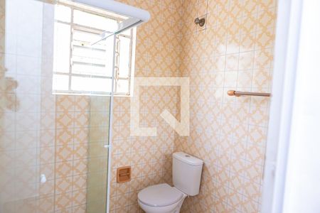 Casa à venda com 90m², 2 quartos e 4 vagas Casa à venda com 90m², 2 quartos e 4 vagas Banheiro 1