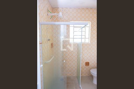 Casa à venda com 90m², 2 quartos e 4 vagas Casa à venda com 90m², 2 quartos e 4 vagas Banheiro 1