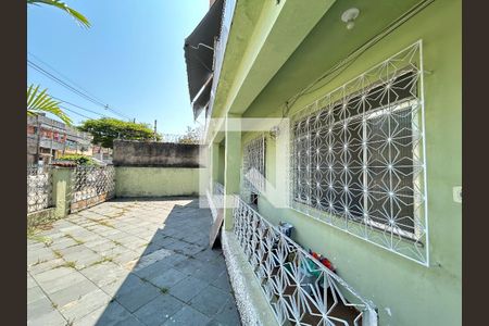 Área externa de casa para alugar com 3 quartos, 100m² em Bento Ribeiro, Rio de Janeiro