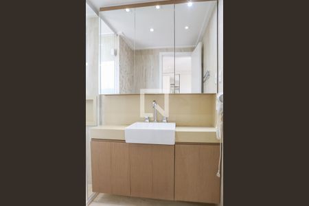 Apartamento para alugar com 78m², 2 quartos e 2 vagas Apartamento para alugar com 78m², 2 quartos e 2 vagasBanheiro da Suíte