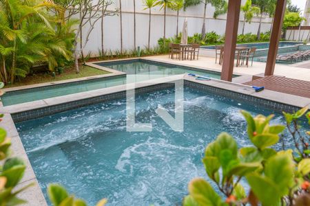 Apartamento para alugar com 78m², 2 quartos e 2 vagas Apartamento para alugar com 78m², 2 quartos e 2 vagasÁrea comum - Piscina