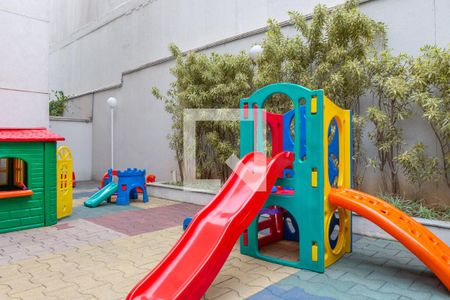Apartamento para alugar com 78m², 2 quartos e 2 vagas Apartamento para alugar com 78m², 2 quartos e 2 vagasÁrea comum - Playground