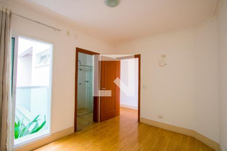 Casa à venda com 238m², 3 quartos e 5 vagas Casa à venda com 238m², 3 quartos e 5 vagasQuarto 2 - Suíte