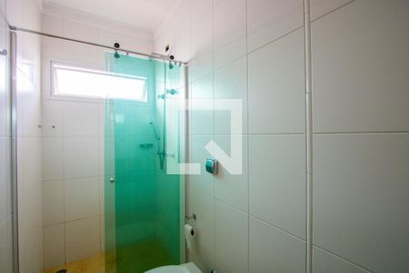 Casa à venda com 238m², 3 quartos e 5 vagas Casa à venda com 238m², 3 quartos e 5 vagasBanheiro do quarto 3