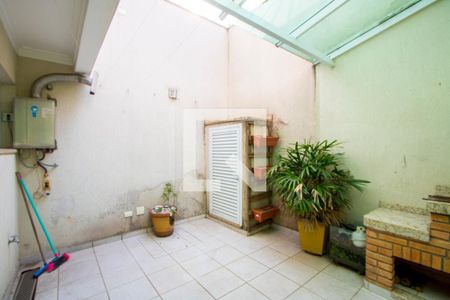 Casa à venda com 238m², 3 quartos e 5 vagas Casa à venda com 238m², 3 quartos e 5 vagasEspaço gourmet