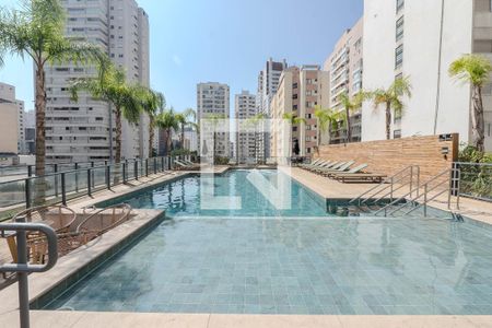 Apartamento à venda com 42m², 1 quarto e 1 vaga Apartamento à venda com 42m², 1 quarto e 1 vagaÁrea comum - Piscina