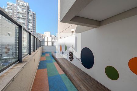 Apartamento à venda com 42m², 1 quarto e 1 vaga Apartamento à venda com 42m², 1 quarto e 1 vagaÁrea comum - Playground