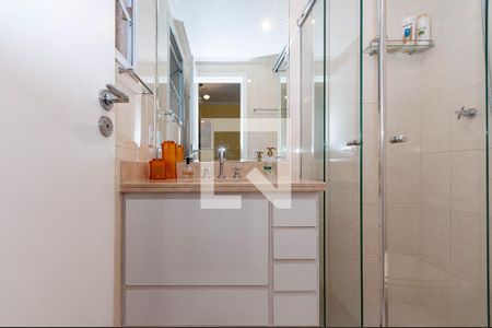 Apartamento à venda com 135m², 3 quartos e 3 vagasBanheiro do quarto 3 Suíte