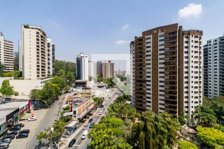 Apartamento à venda com 250m², 4 quartos e 5 vagasVista 