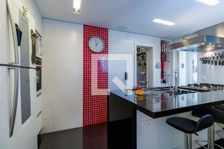 Apartamento à venda com 250m², 4 quartos e 5 vagasCozinha 