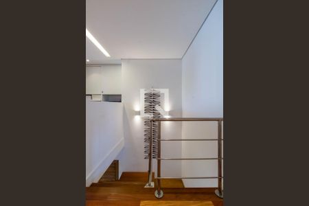 Apartamento à venda com 250m², 4 quartos e 5 vagasEscada