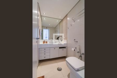 Apartamento à venda com 250m², 4 quartos e 5 vagasQuarto 