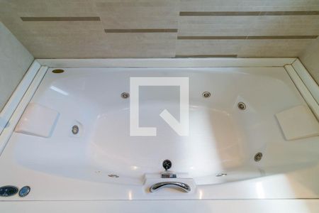 Apartamento à venda com 250m², 4 quartos e 5 vagasBanheiro