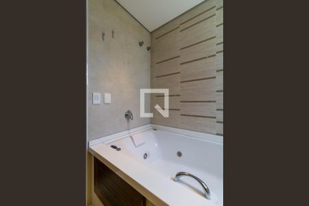 Apartamento à venda com 250m², 4 quartos e 5 vagasBanheiro