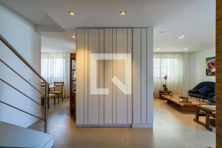 Apartamento à venda com 250m², 4 quartos e 5 vagasSala 