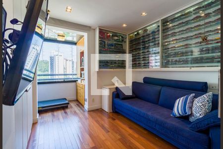 Apartamento à venda com 250m², 4 quartos e 5 vagasQuarto 