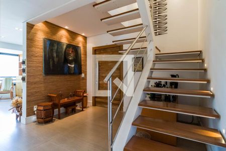 Apartamento à venda com 250m², 4 quartos e 5 vagasSala 