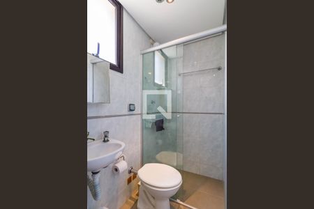 Apartamento à venda com 250m², 4 quartos e 5 vagasBanheiro