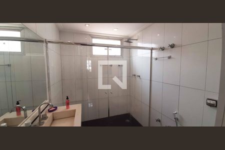 Apartamento à venda com 110m², 3 quartos e 1 vaga Apartamento à venda com 110m², 3 quartos e 1 vagaBanheiro da Suíte