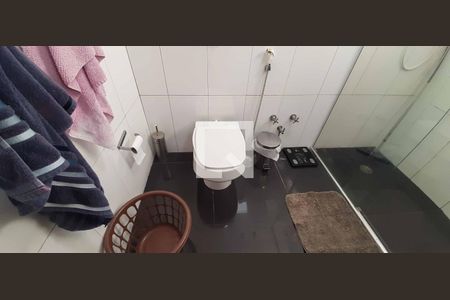 Apartamento à venda com 110m², 3 quartos e 1 vaga Apartamento à venda com 110m², 3 quartos e 1 vagaBanheiro Social