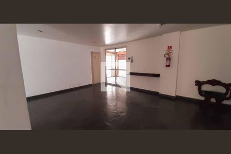 Apartamento à venda com 110m², 3 quartos e 1 vaga Apartamento à venda com 110m², 3 quartos e 1 vagaÁrea comum - Salão de festas