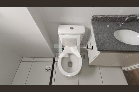 Apartamento para alugar com 68m², 2 quartos e 1 vaga Apartamento para alugar com 68m², 2 quartos e 1 vagaBanheiro