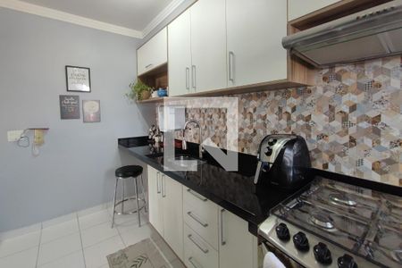 Apartamento à venda com 81m², 3 quartos e 2 vagasCozinha