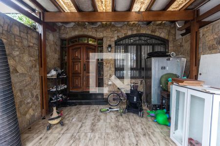 Casa à venda com 134m², 3 quartos e 3 vagas Casa à venda com 134m², 3 quartos e 3 vagasGaragem