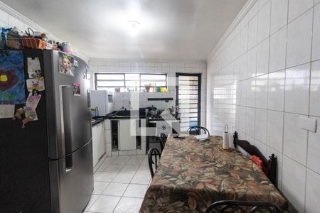 Casa à venda com 134m², 3 quartos e 3 vagas Casa à venda com 134m², 3 quartos e 3 vagasCozinha