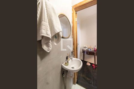 Casa à venda com 134m², 3 quartos e 3 vagas Casa à venda com 134m², 3 quartos e 3 vagasLavabo