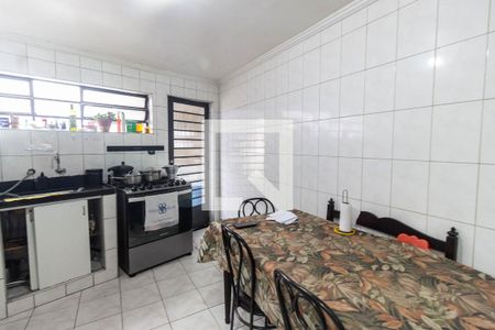 Casa à venda com 134m², 3 quartos e 3 vagas Casa à venda com 134m², 3 quartos e 3 vagasCozinha