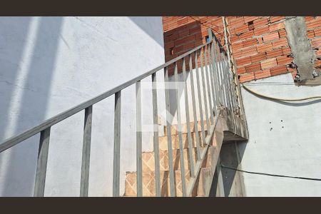Área comum de casa para alugar com 1 quarto, 25m² em Jardim Goncalves, Itaquaquecetuba